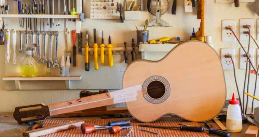 Luthier profissional